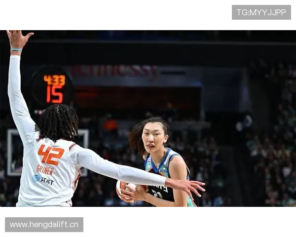 11分钟砍8分3板!中国女篮2米07巨头替补高效,辅佐两大MVP争冠_韩旭_自由人_比赛